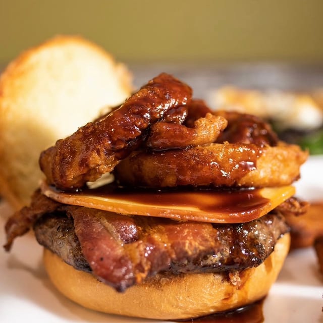 P'unk Burger.