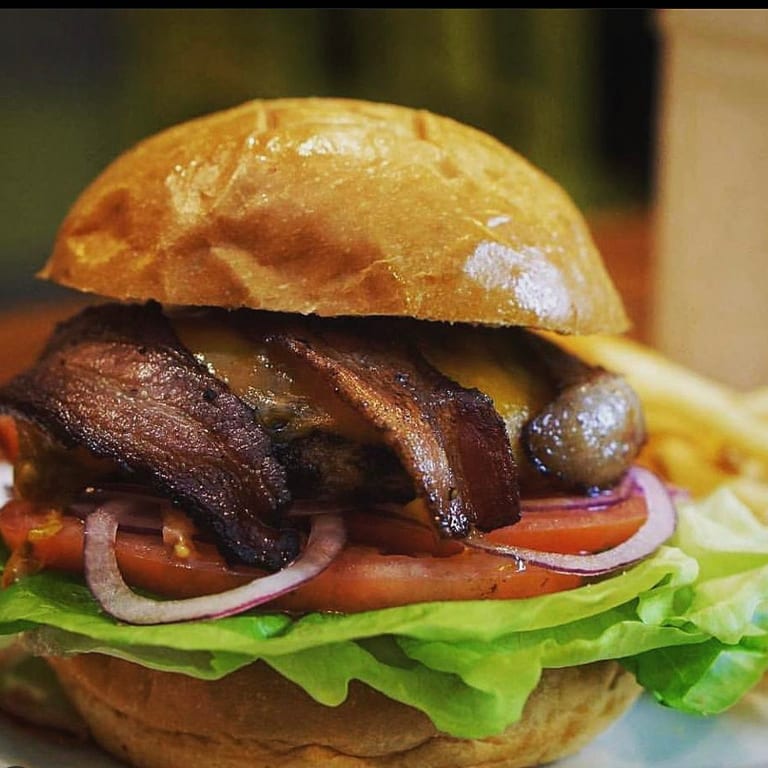 Crunchy Onion Rings: A Tasty Side Option